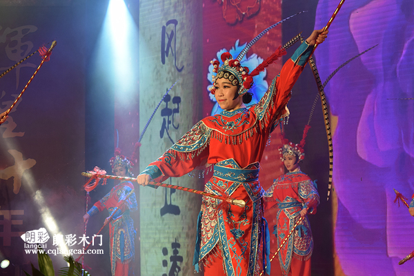 重庆朗彩木门：2017年新春团年会国粹京剧表演